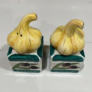CLAY ART OLIVE & GARLIC SALT & PEPPER SHAKERS